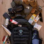 Equipment für eine Packliste Camping oder Safari