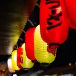 Lampen Girlande auf dem Jodd Fairs Rama 9 Nachtmarkt