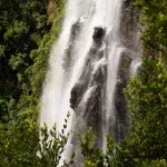 Ausschnitt eines Wasserfalls auf der Panorama Route