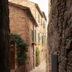 Gasse in der Altstadt von Pienza