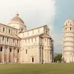 Dom und schiefe Turm von Pisa im Piazza dei Miracoli
