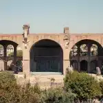 Blick auf das Theater Basilika Maxentius