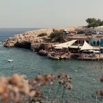 Blick auf die Bucht Cala Lliteras neben der Tauchschule Mero Diving