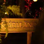 Schild Kia Palano im Capilano Suspension Bridge Park in Vancouver