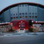 Blick von außen auf das Saddledome Stadion