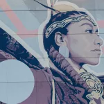 Wandmalerei einer indigen Frau