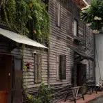 Café Gebäude in Talat Noi