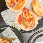 Fisch Tacos auf Tellern bei TacoFish in La Paz