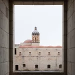 Blick auf die Turmspitze von Templo de Santo Domingo de Guzmán