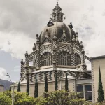 Palacio de la Cultura Rafael Uribe Uribe – markantes Gebäude mit Kuppel an der Plaza Botero in Medellín