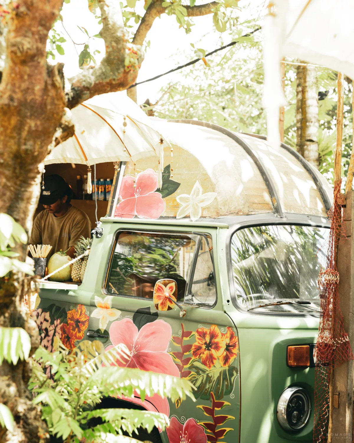 Van auf dem La Brisa Sunday Market