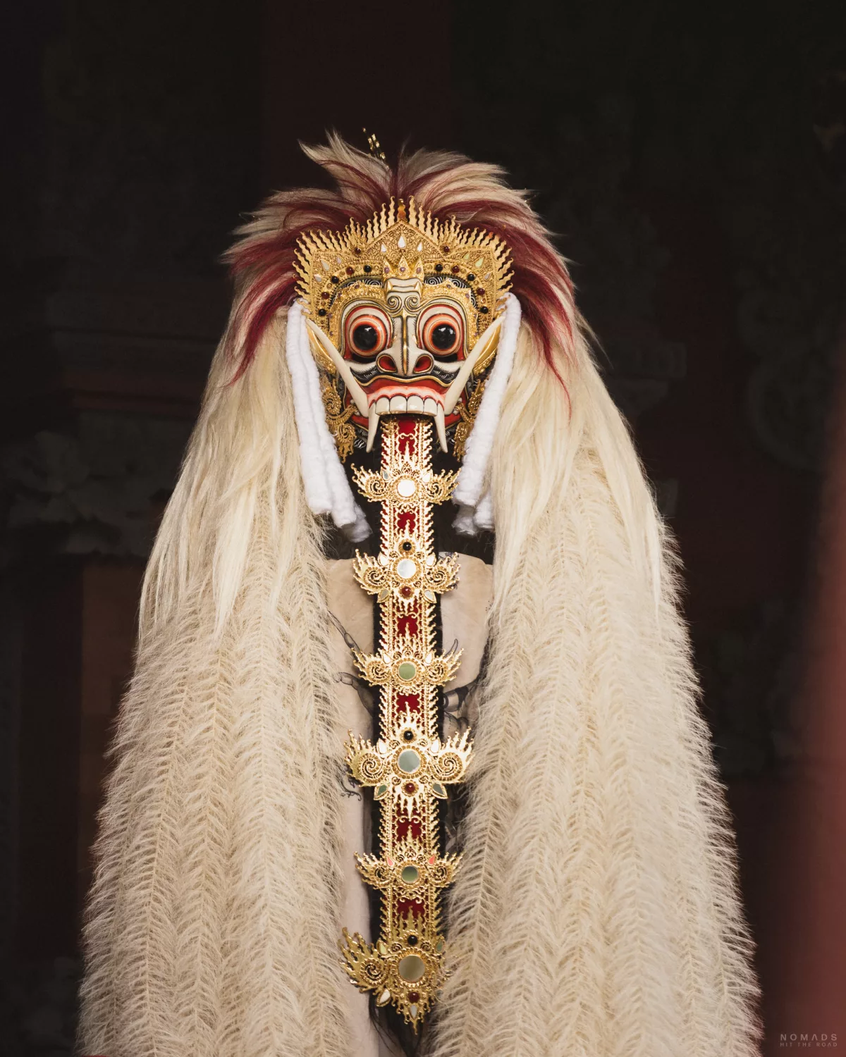 Traditionelle Maske im Pura Ulun Danu Bratan