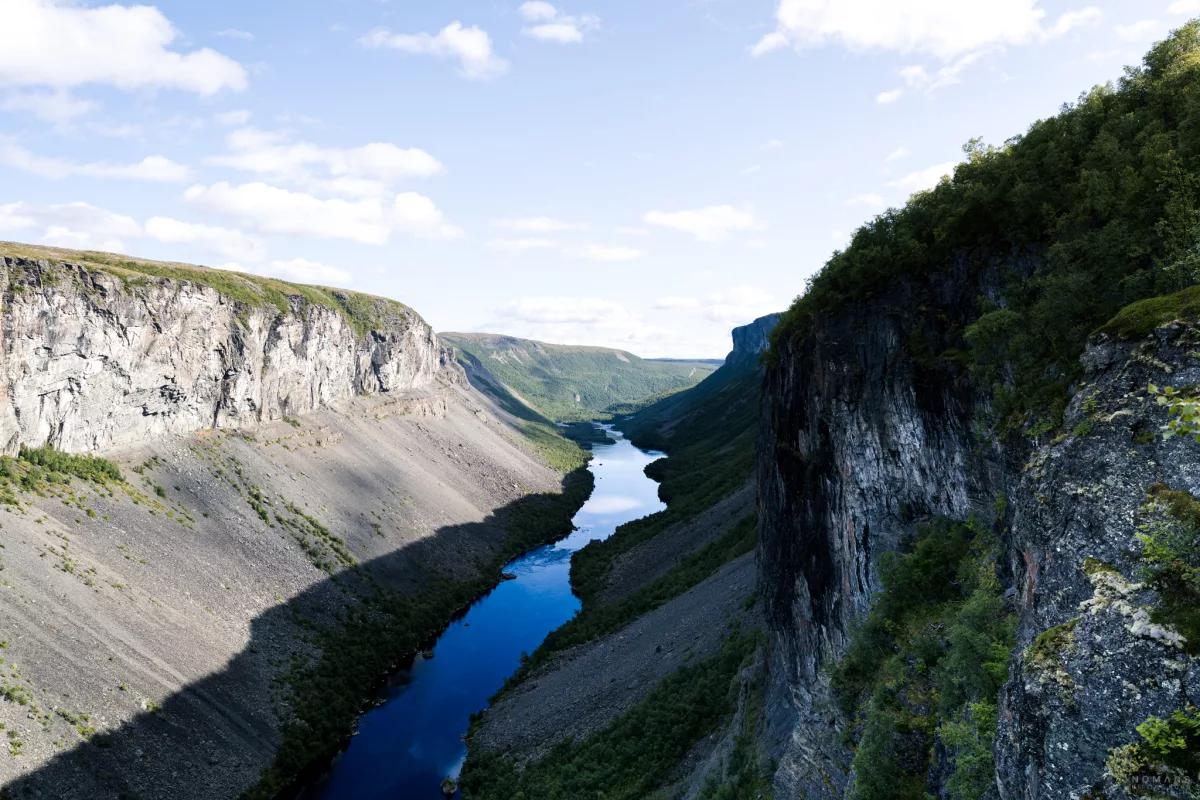 Blick auf den Fluss im Alta Canyon