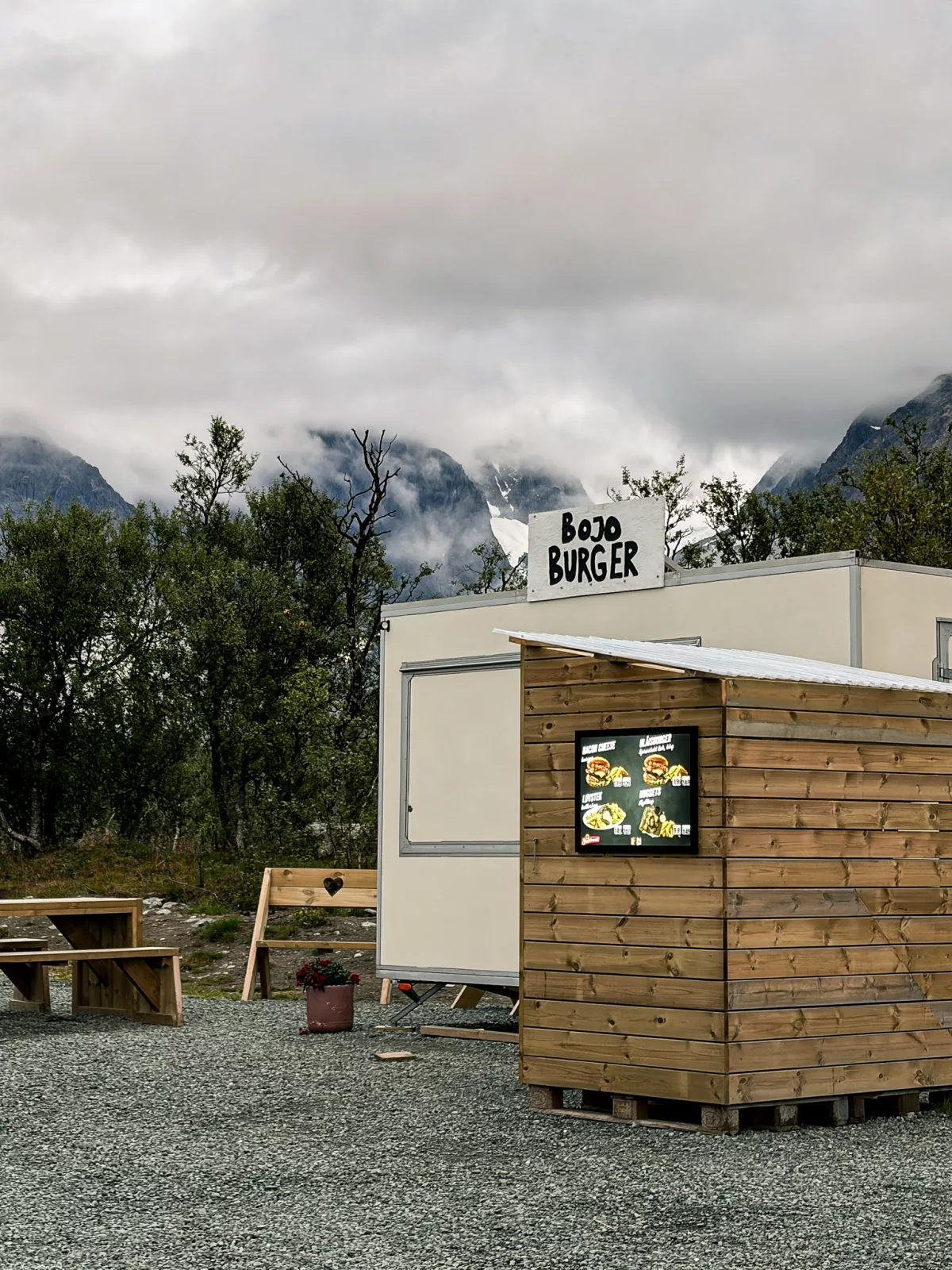 Bojo Burger Truck am Blåisvatnet