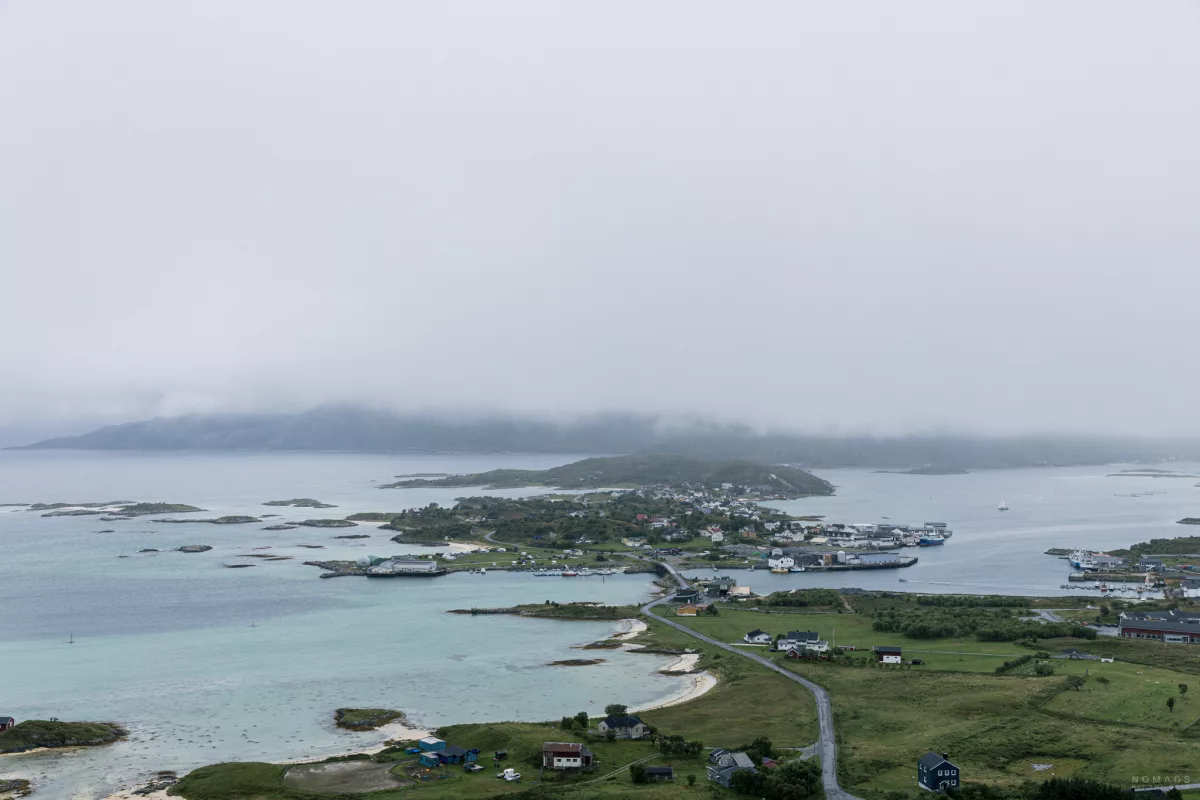 Blick auf Sommarøy vom Berg Nordkollen