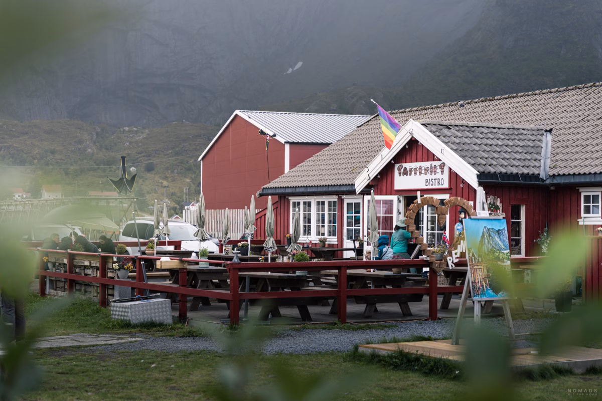 Blick auf das Tapperiet Bistro in Teine